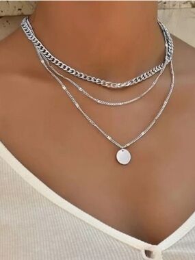 Silver necklace